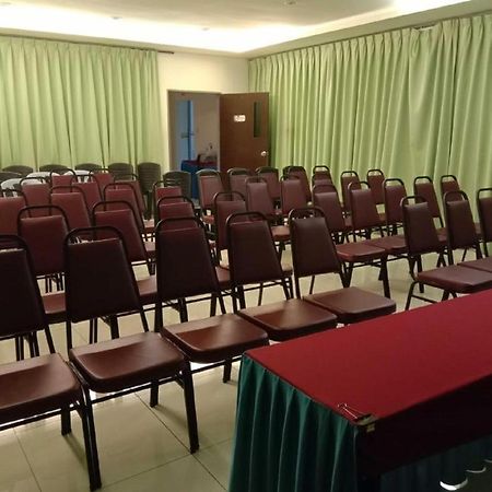 G Six Hotel Sitiawan Ngoại thất bức ảnh