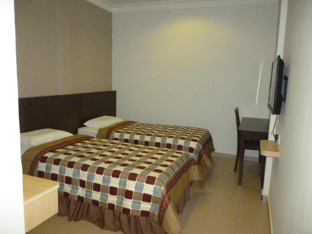 G Six Hotel Sitiawan Ngoại thất bức ảnh
