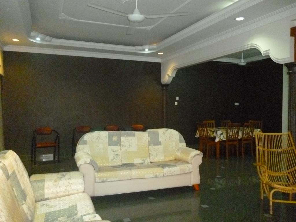 G Six Hotel Sitiawan Ngoại thất bức ảnh
